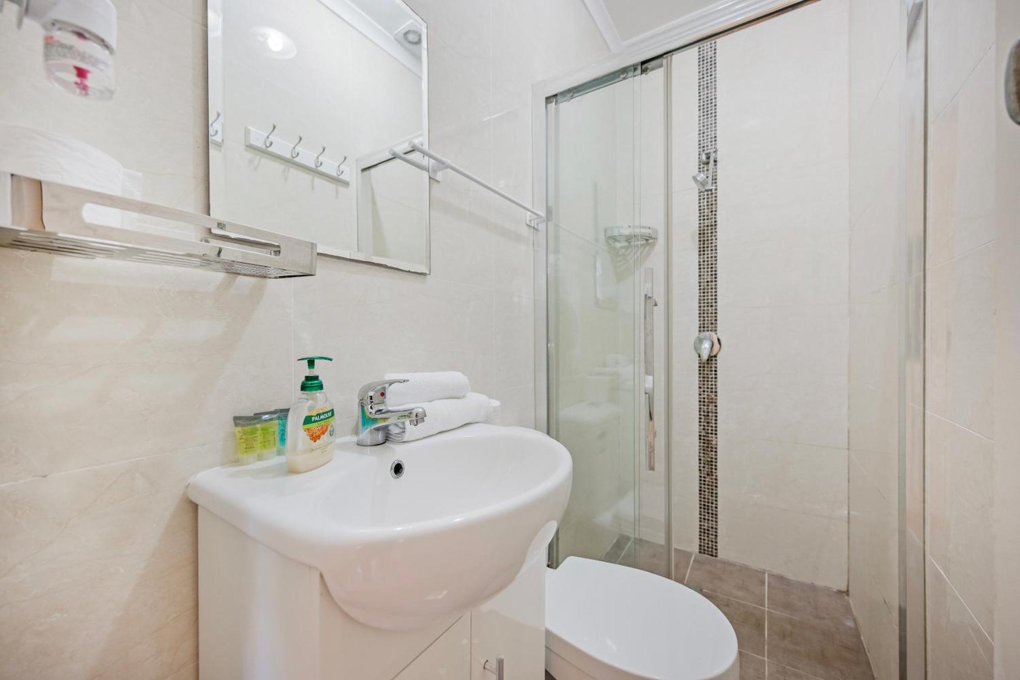 Apartment Cozy 1br In Ashfield Easy Access To